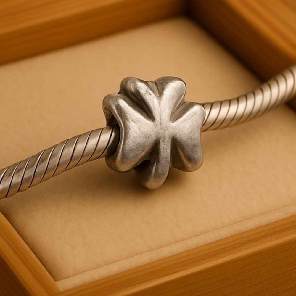Chamilia Sterling Silver Shamrock Irish Clover .925 EUC CHAM #244